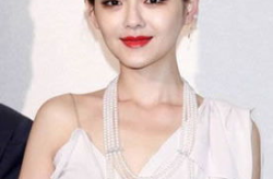 娱乐圈吃瓜女星是谁小说,揭秘“吃瓜女星”背后的秘密