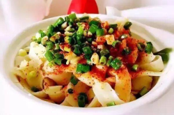 娱乐吃瓜酱碗为什么不碎,揭秘“娱乐吃瓜酱碗不碎”背后的神奇现象